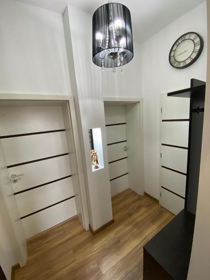 Cozy Apartment In Downtown Sofia - Tsar Samuil Street ภายนอก รูปภาพ