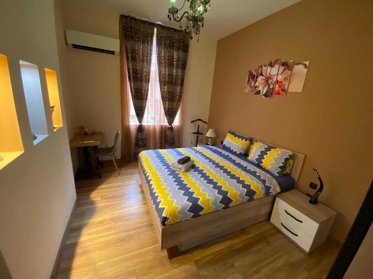 Cozy Apartment In Downtown Sofia - Tsar Samuil Street ภายนอก รูปภาพ