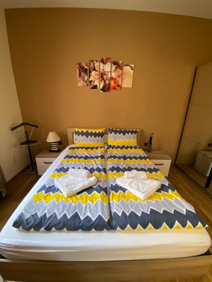 Cozy Apartment In Downtown Sofia - Tsar Samuil Street ภายนอก รูปภาพ